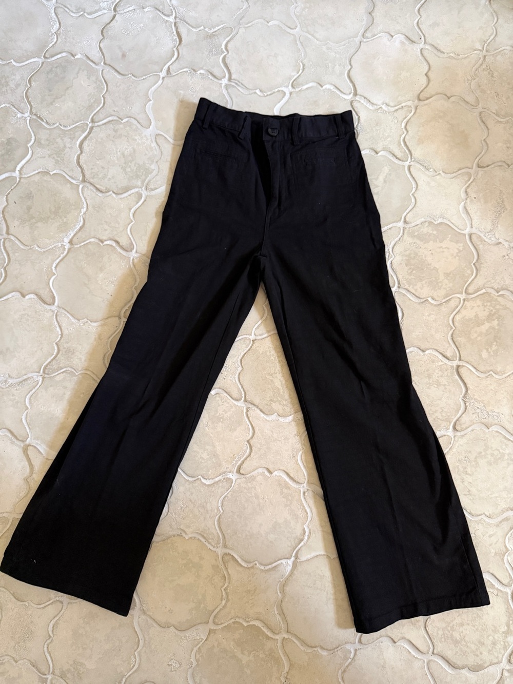 Saint Geraldine Women’s black straight legs pants
